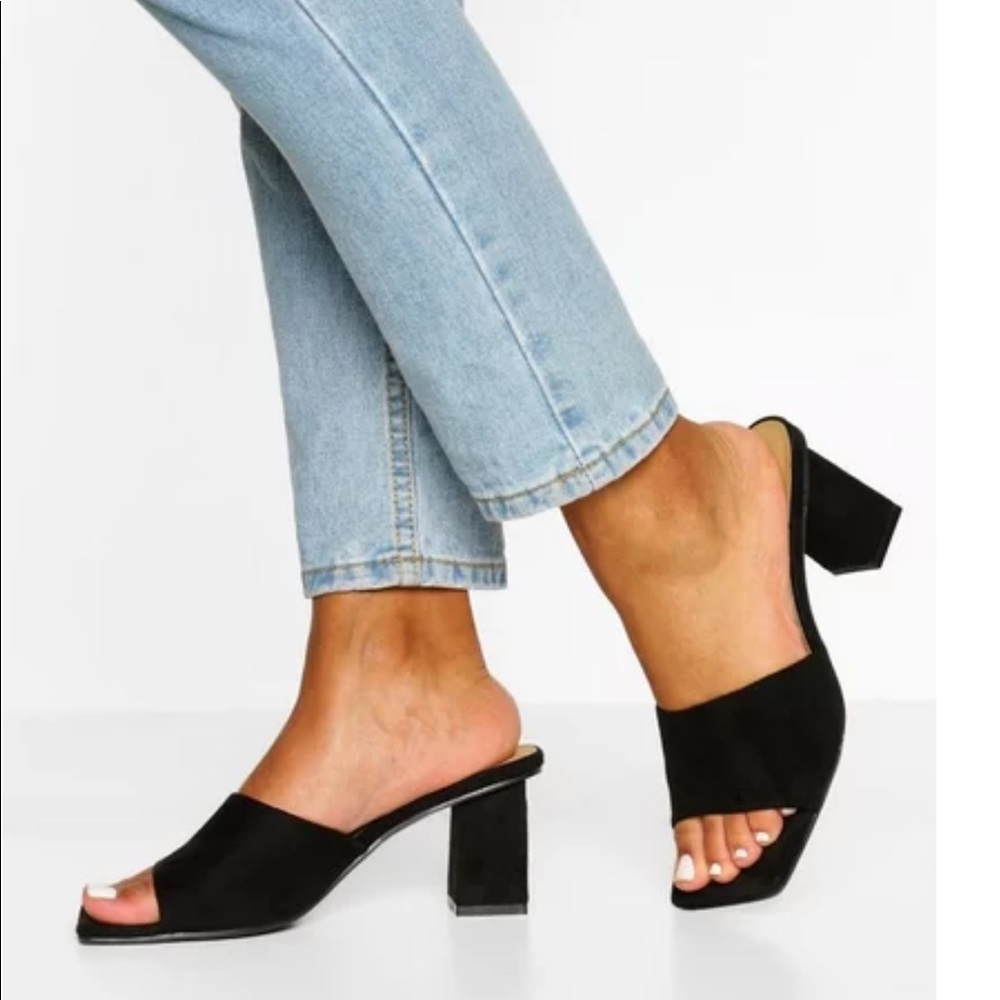 Square toe low heel mule heels
